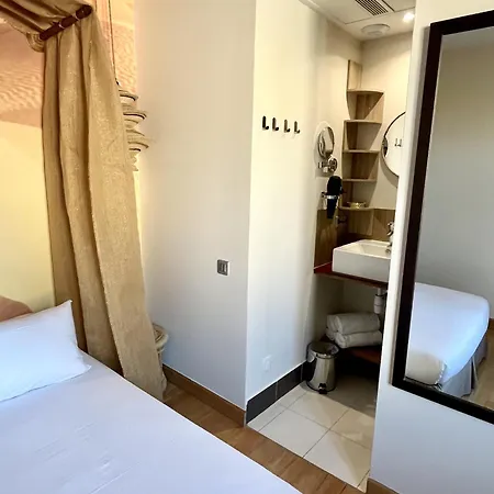 4 Pers - La Caravane Du Touareg - Mandara Beach, Antibes - Apartment Juan-les-Pins